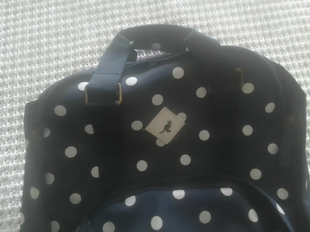KANGOL NAVY POLKA DOT BACKPACK AS NEW - Image 2