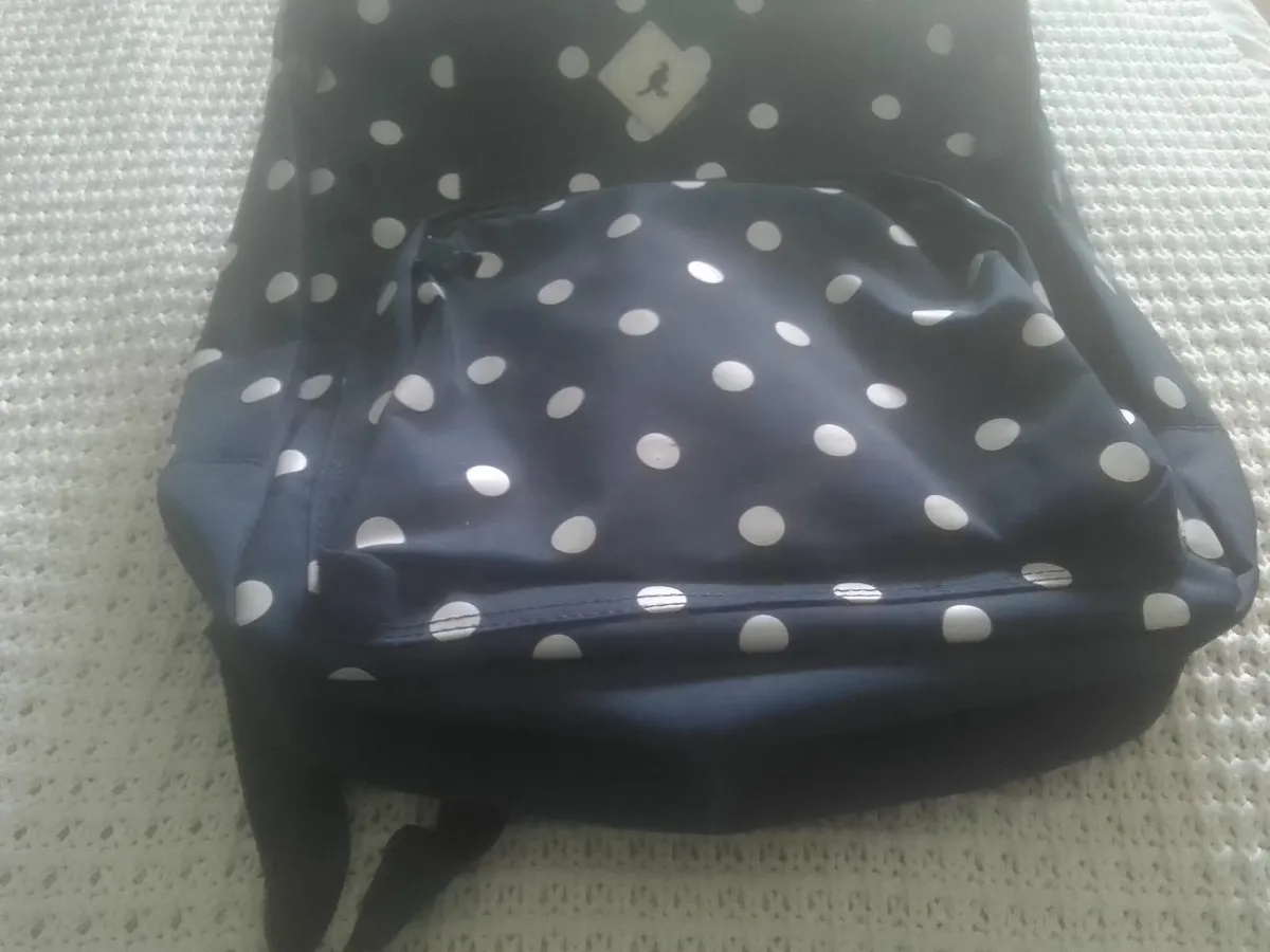 KANGOL NAVY POLKA DOT BACKPACK AS NEW - Image 3