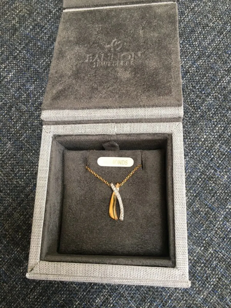 9ct gold diamond necklace