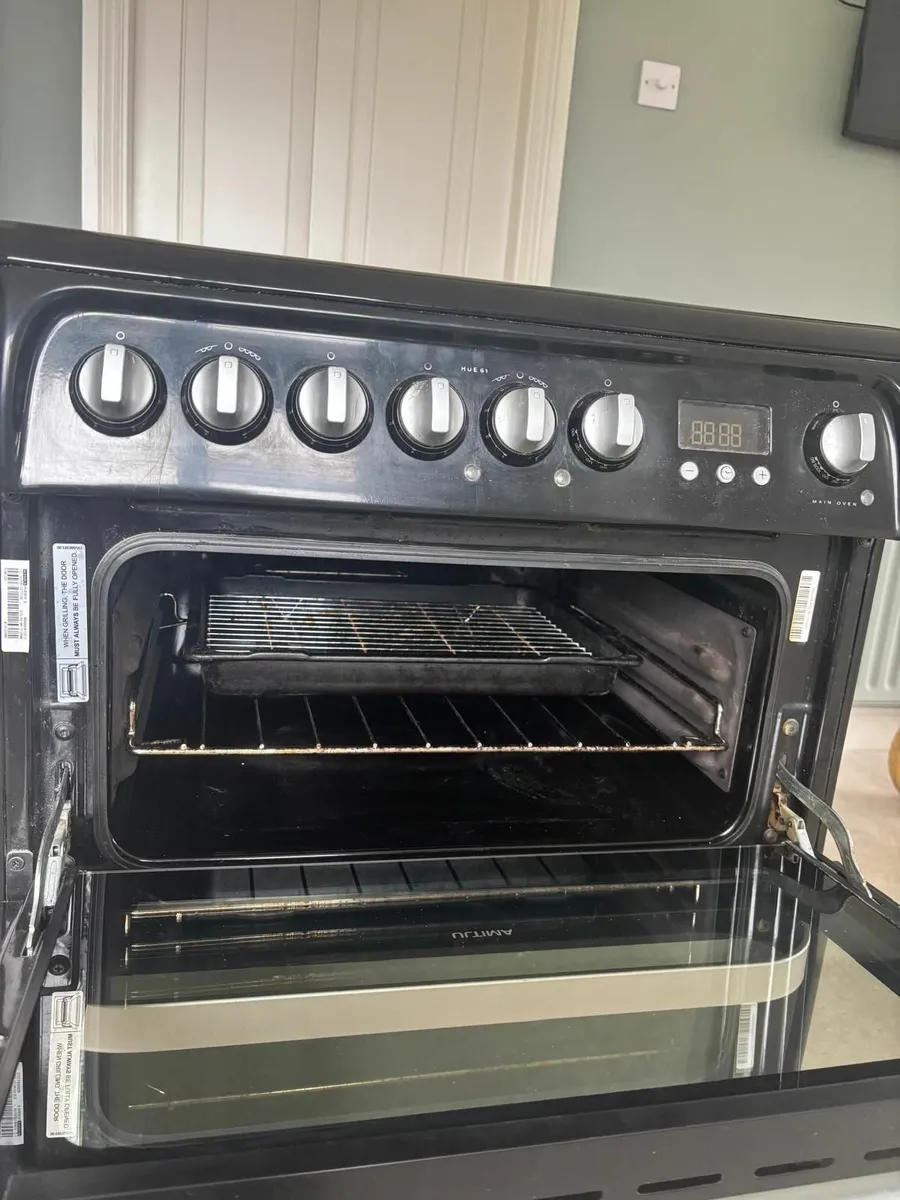 Hotpoint free standing double oven cooker - Image 3