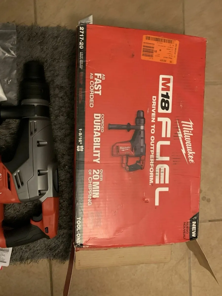 Milwaukee 2717-20 M18 FUEL 1-9/16" SDS Max Rotary - Image 4