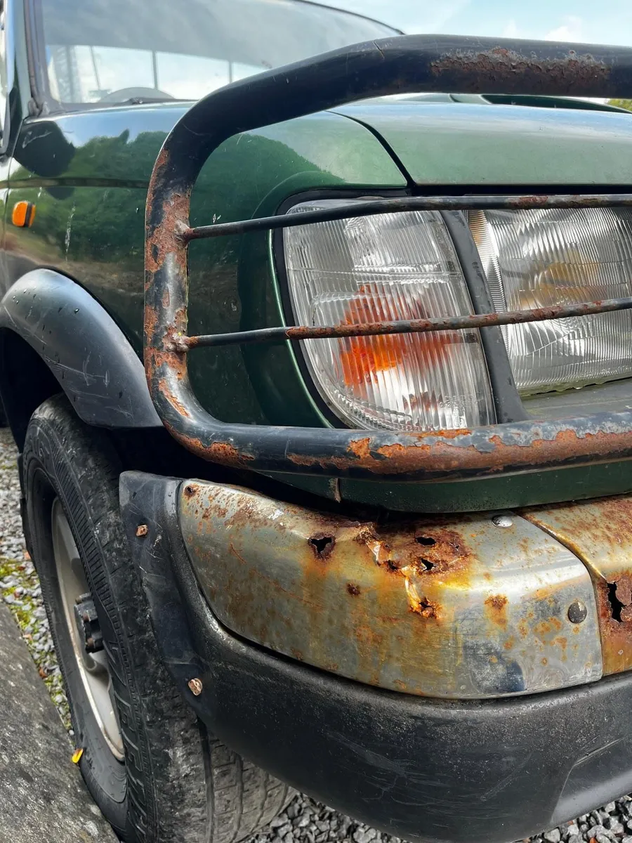 Nissan Navara Jeep - Image 4