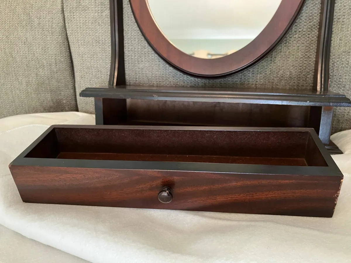 Vintage vanity mirror with drawer - Image 2