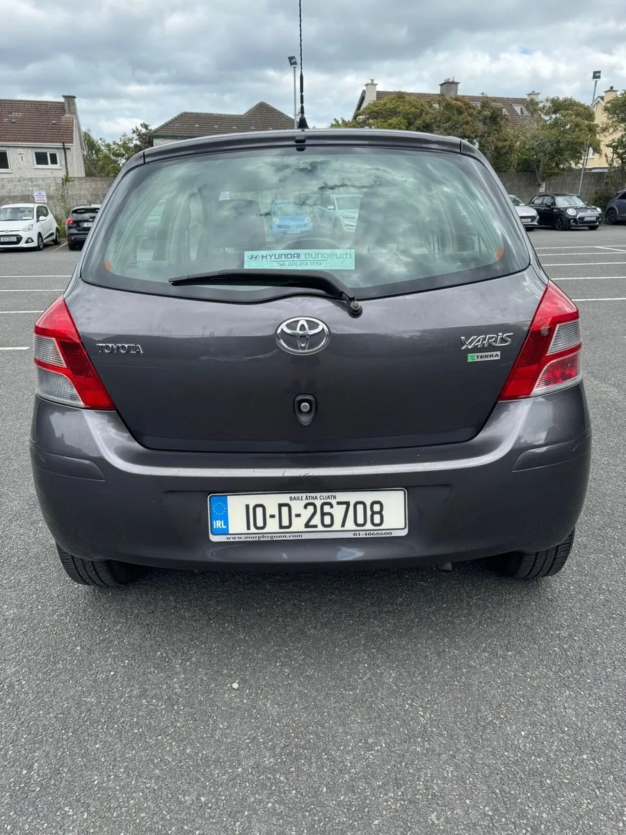 Toyota Yaris - Image 4