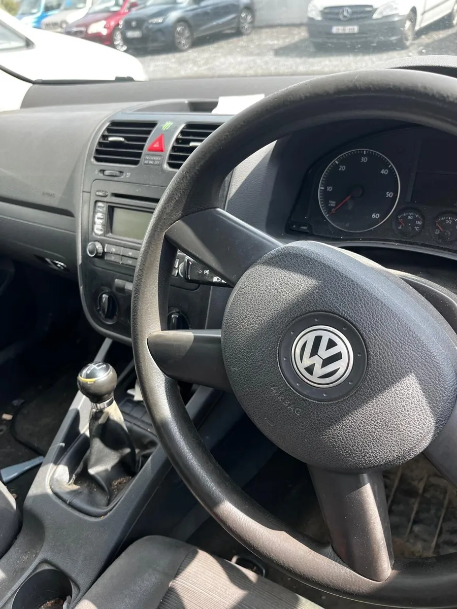 1.9D Volkswagen Golf 2005 - Image 3