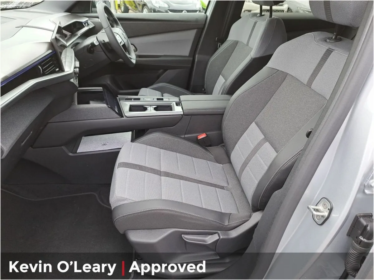 Opel Grandland EV GS  100  Electric - Image 4