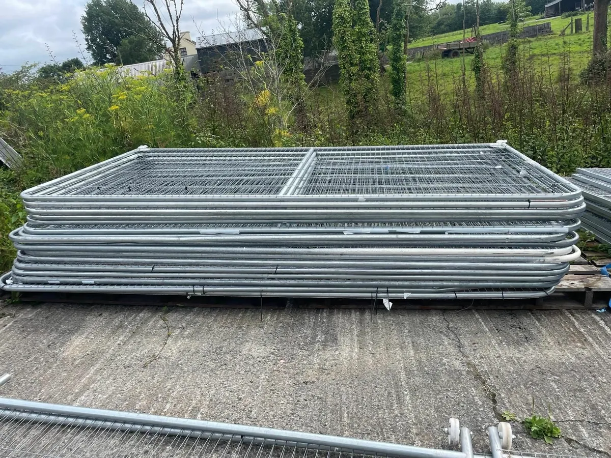 HARRIS FENCING PANELS - Image 1