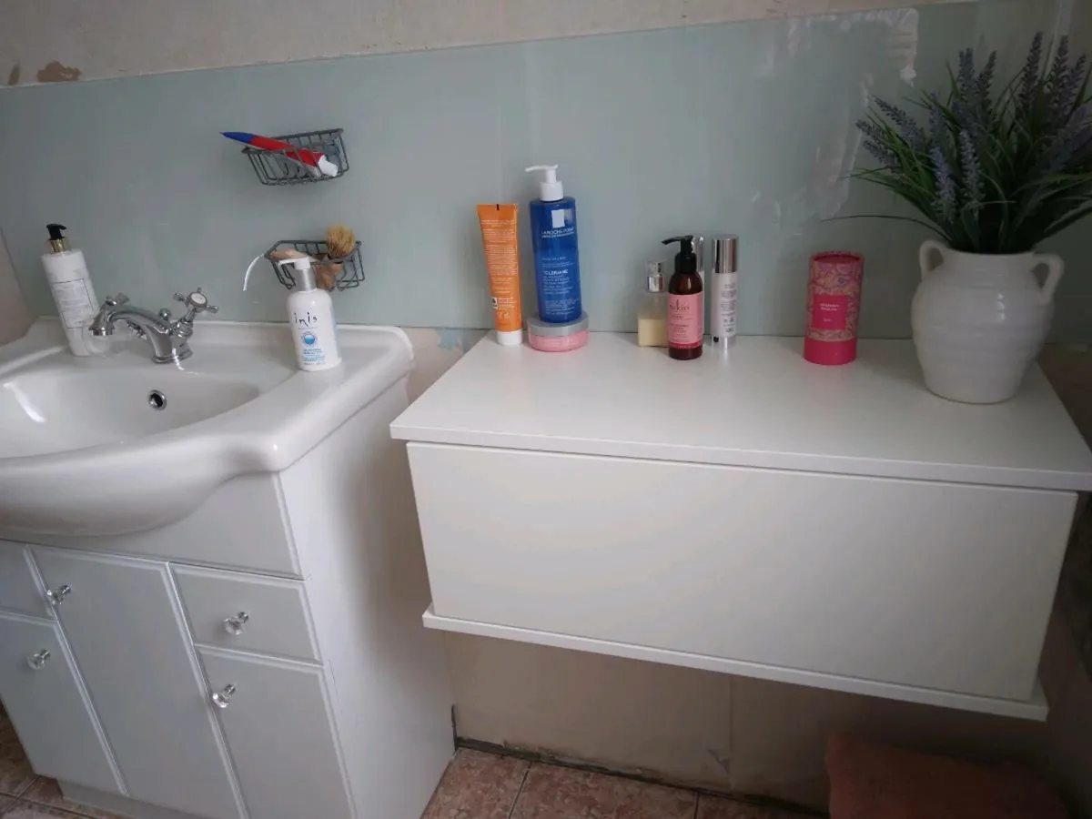 Wall Mounted Bathroom Storage Drawer. - Image 3