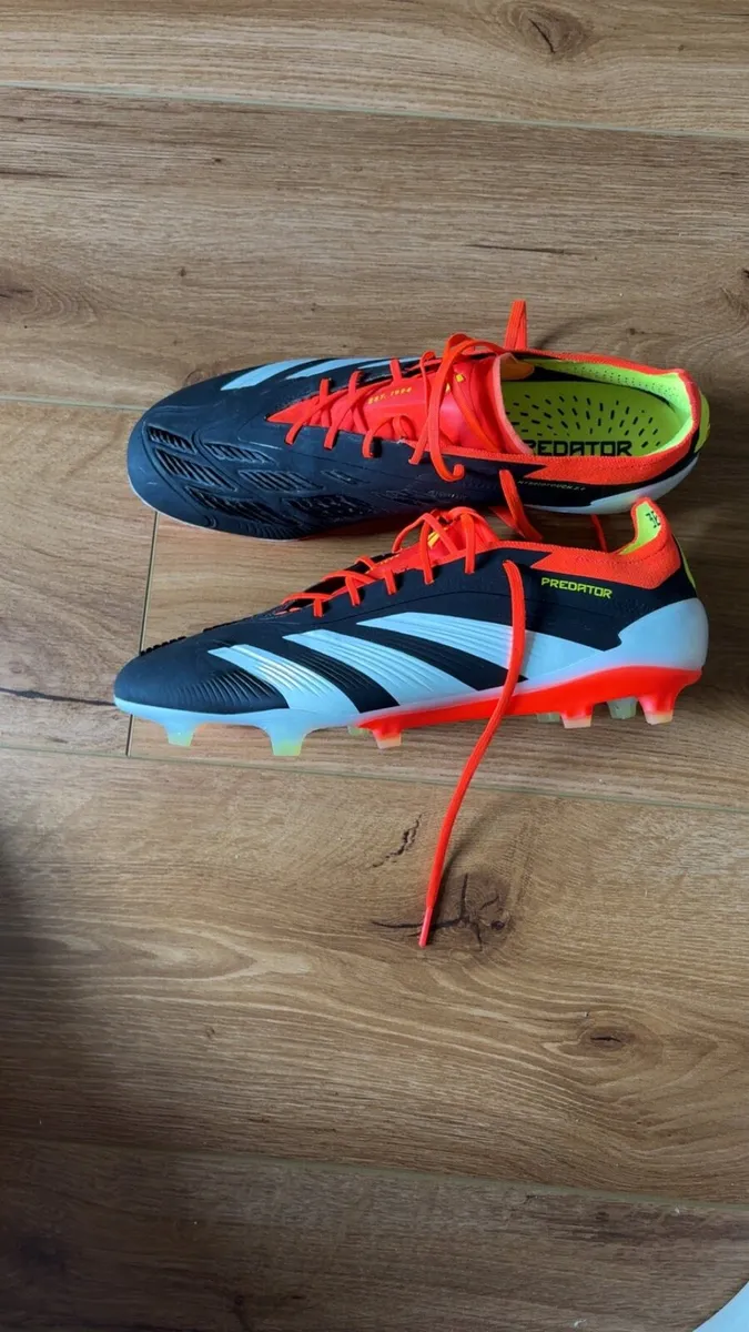 Adidas Predators 10.5 - Image 2