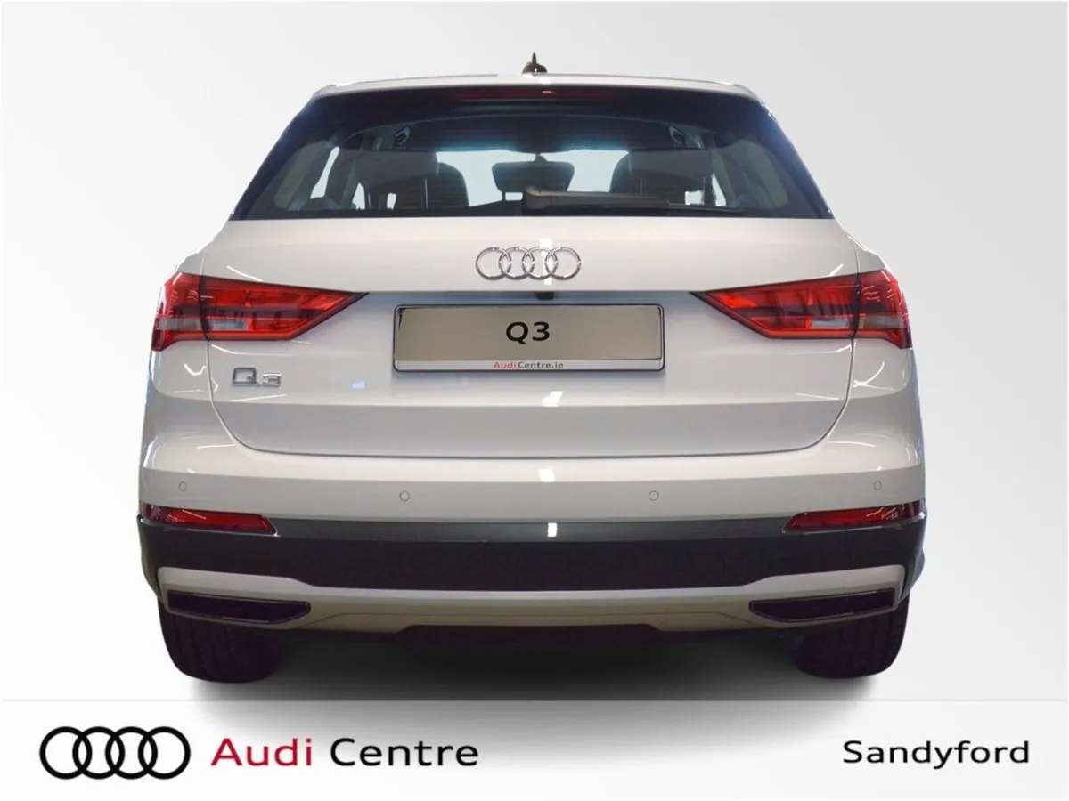 Audi Q3 35 Tfsi 150HP S-T SE - Image 3