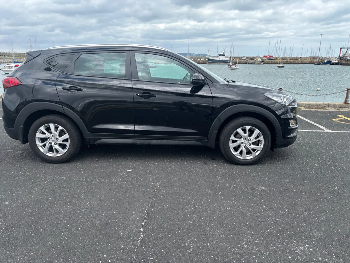 191 Hyundai Tucson ( only 111000 klms)) - Image 2