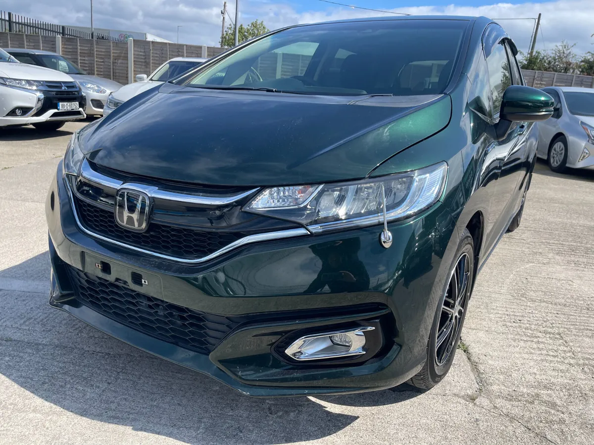 191 Honda Fit Hybrid 1.5 Automatic 5dr Model - Image 3