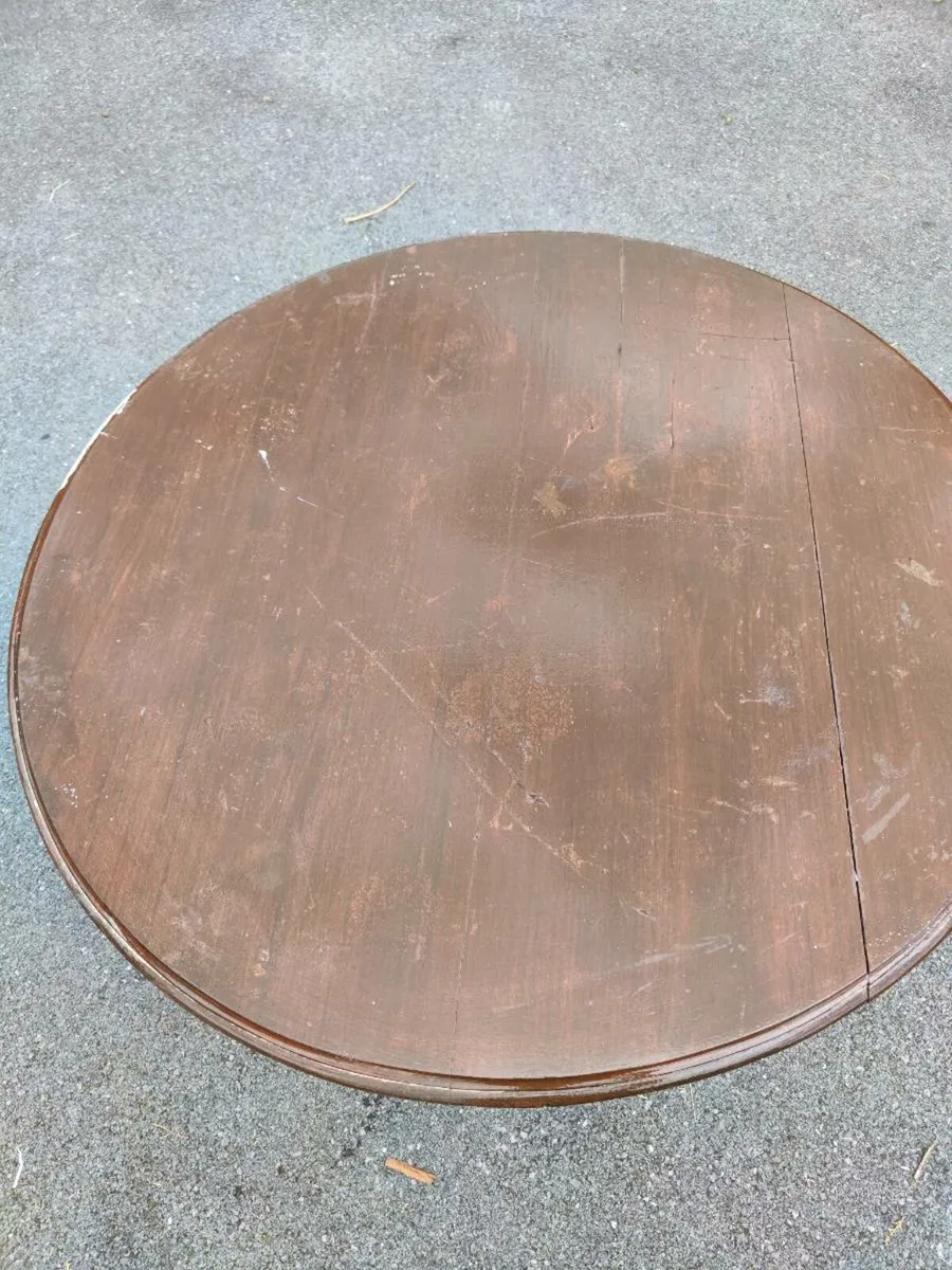 Round antique table - Image 2