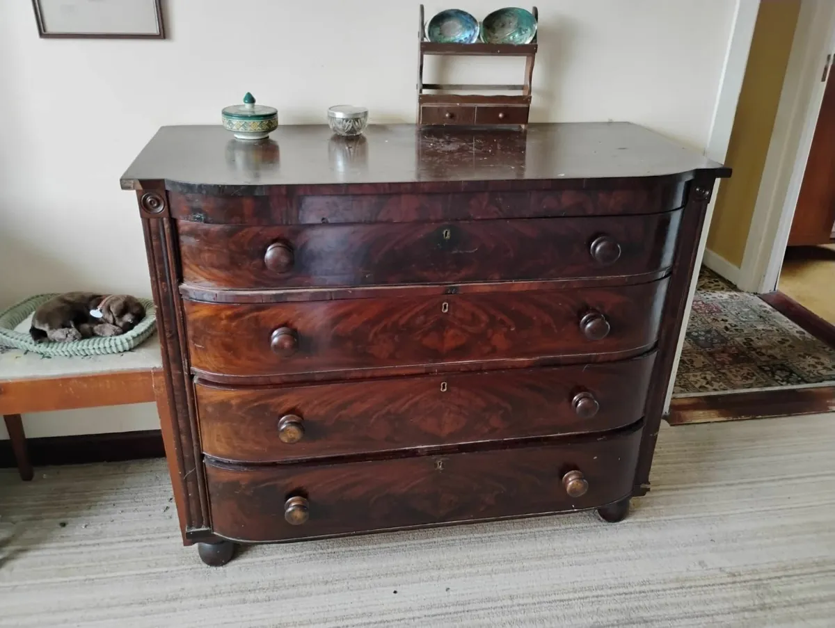 Antique Chest of Drawers