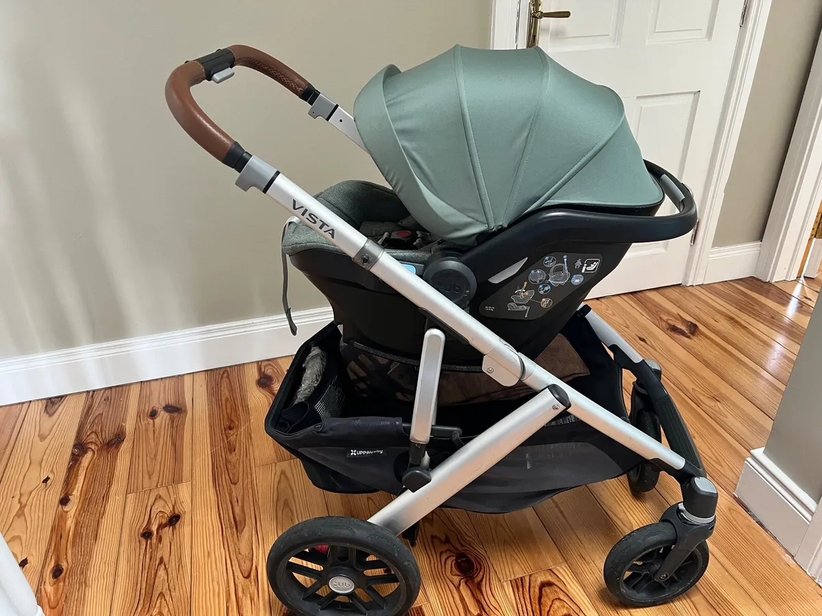 Uppababy Vista V2 Travel System - Image 3