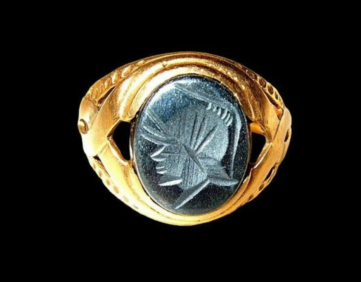 Vintage 9k Hematite Intaglio Signet Ring - Image 4