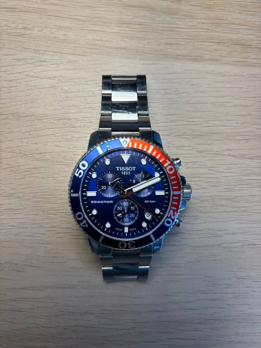 Tissot Seastar 1000 Chronograph Quartz Pepsi Bezel - Image 2