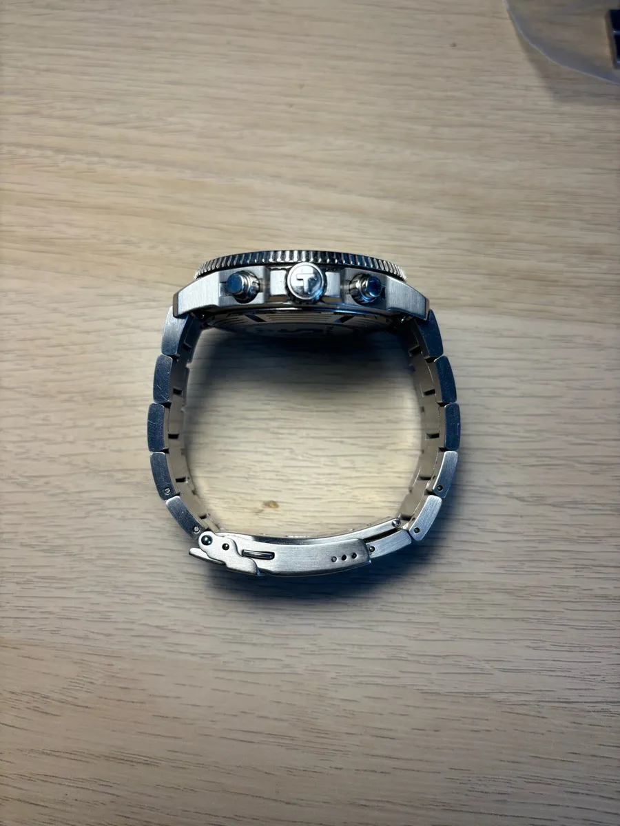 Tissot Seastar 1000 Chronograph Quartz Pepsi Bezel - Image 3