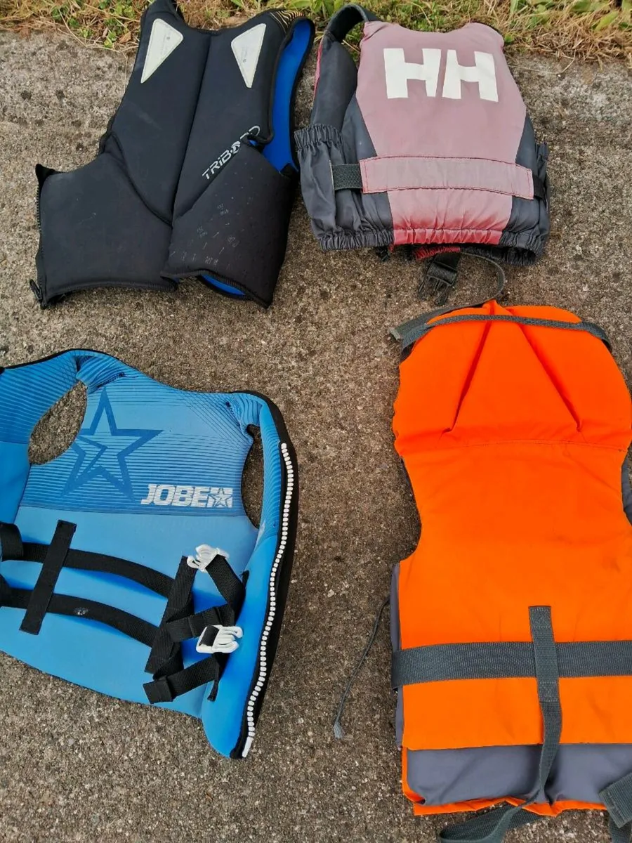 Lifejackets - Image 2