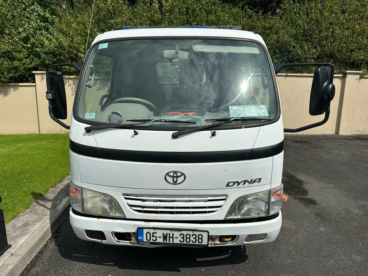 Toyota Dyna Pickup - Image 2