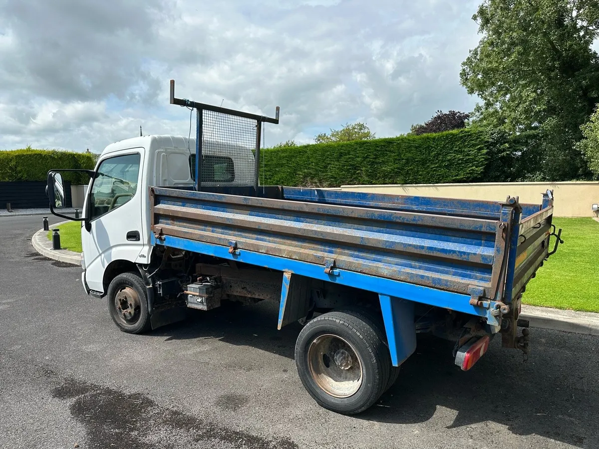 Toyota Dyna Pickup - Image 3