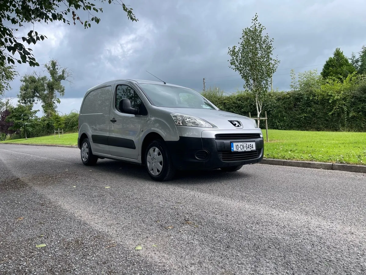 Peugeot partner 1.6 hdi 3 seater doe 04/26tax01/26 - Image 1