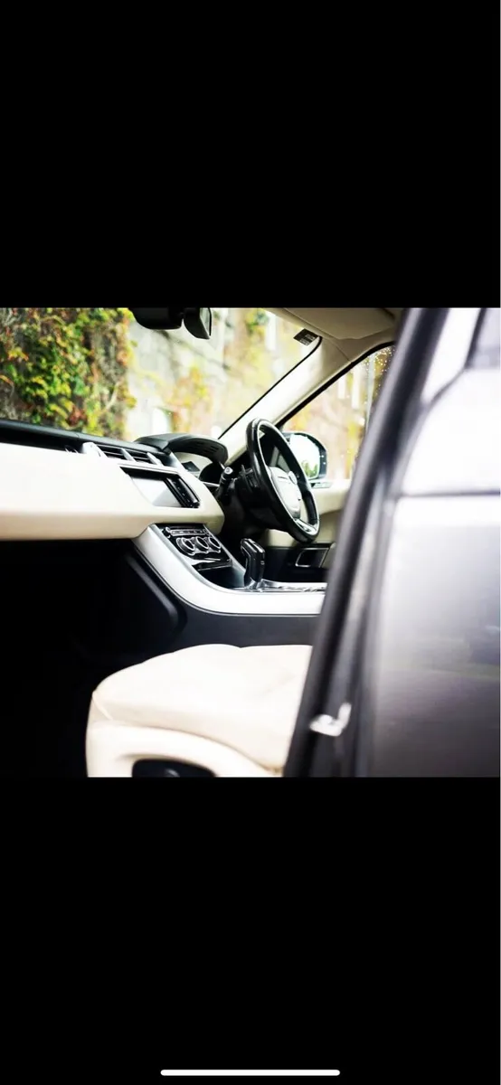 Range Rover Sport Autobiography Crewcab - Image 3