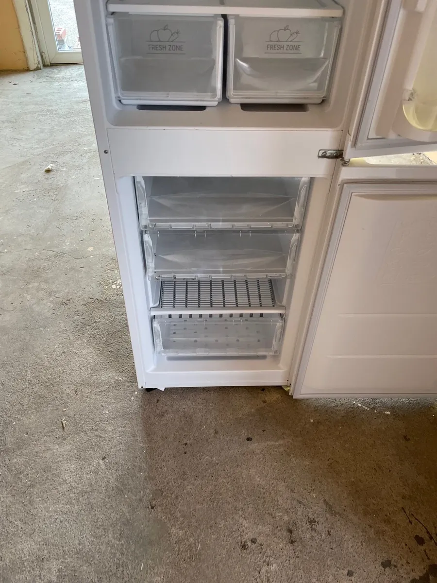 First edition fridge & freezer hotpoint - Image 2