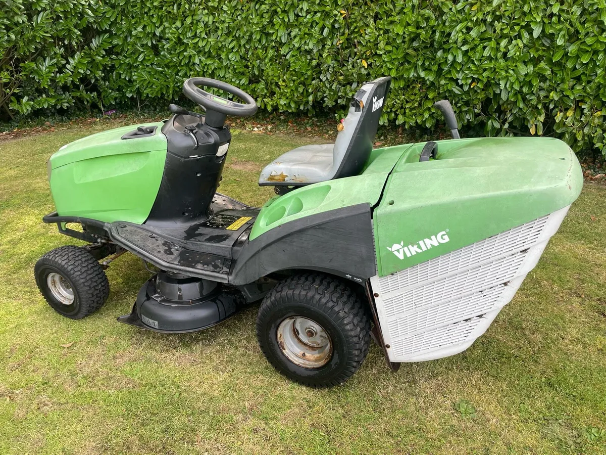 Viking ride on mower - Image 3