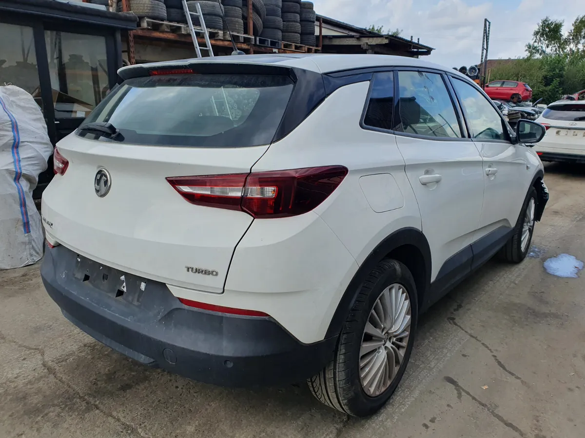 18 OPEL GRANDLAND  1.2 TURBO  FOR BREAKING - Image 3