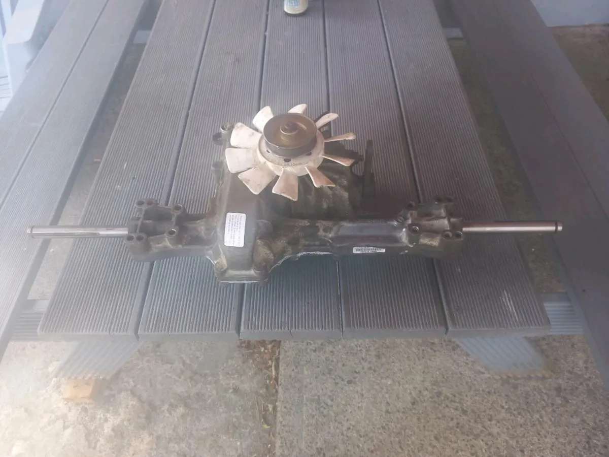Countax/Westwood hydrostatic transmission for sale - Image 4