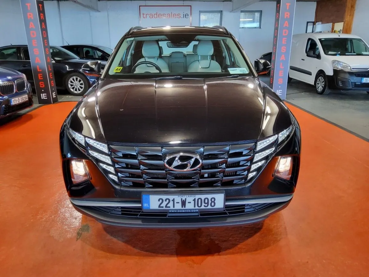Hyundai Tucson 2WD Executive - Image 1