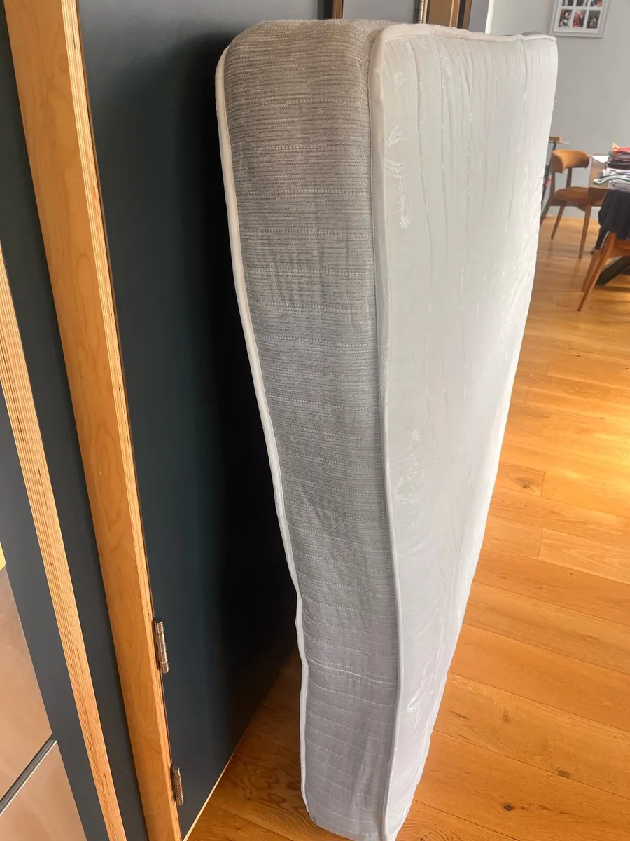 King size mattress - Image 2