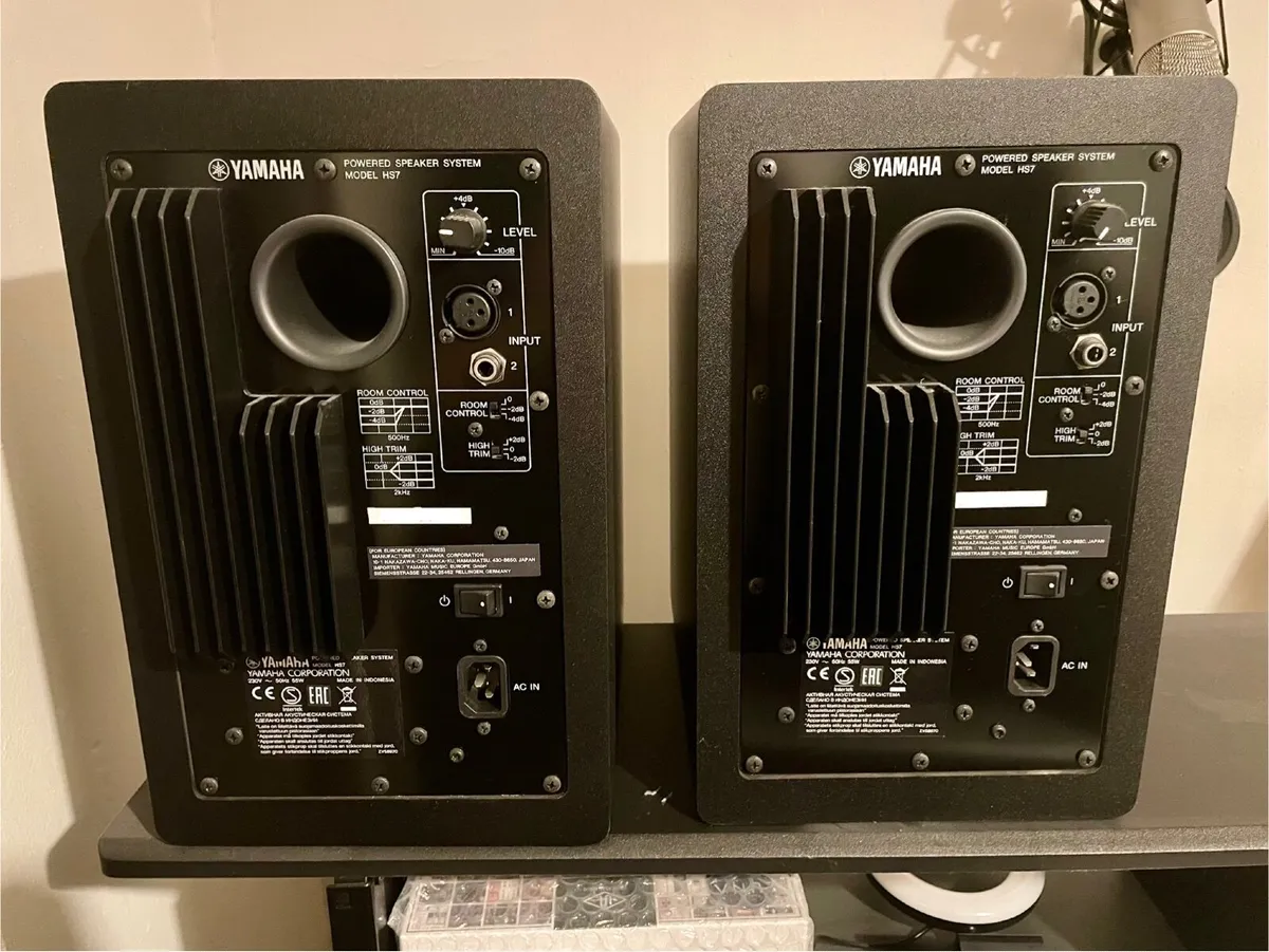Yamaha HS7 Speakers - Image 2