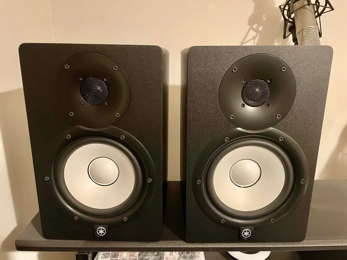 Yamaha HS7 Speakers - Image 1
