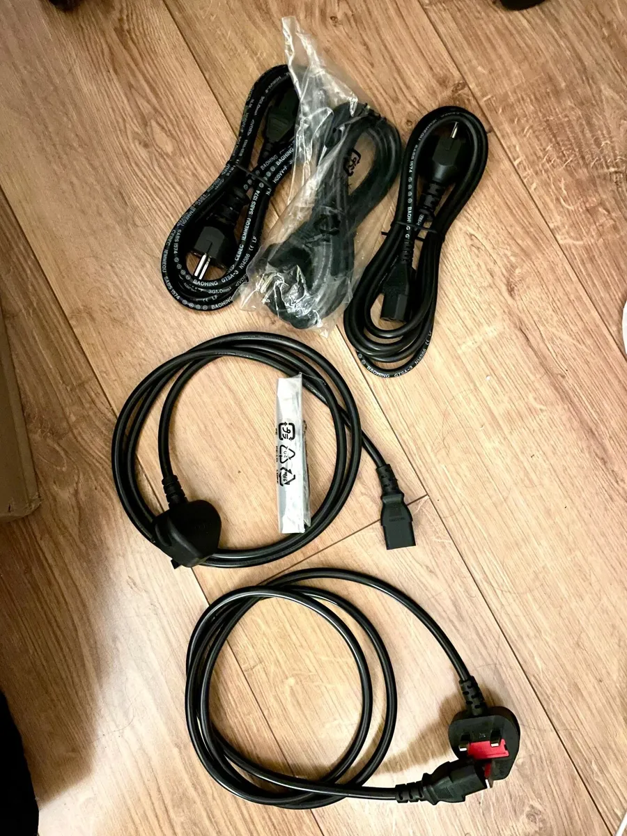 Yamaha HS7 Speakers - Image 3