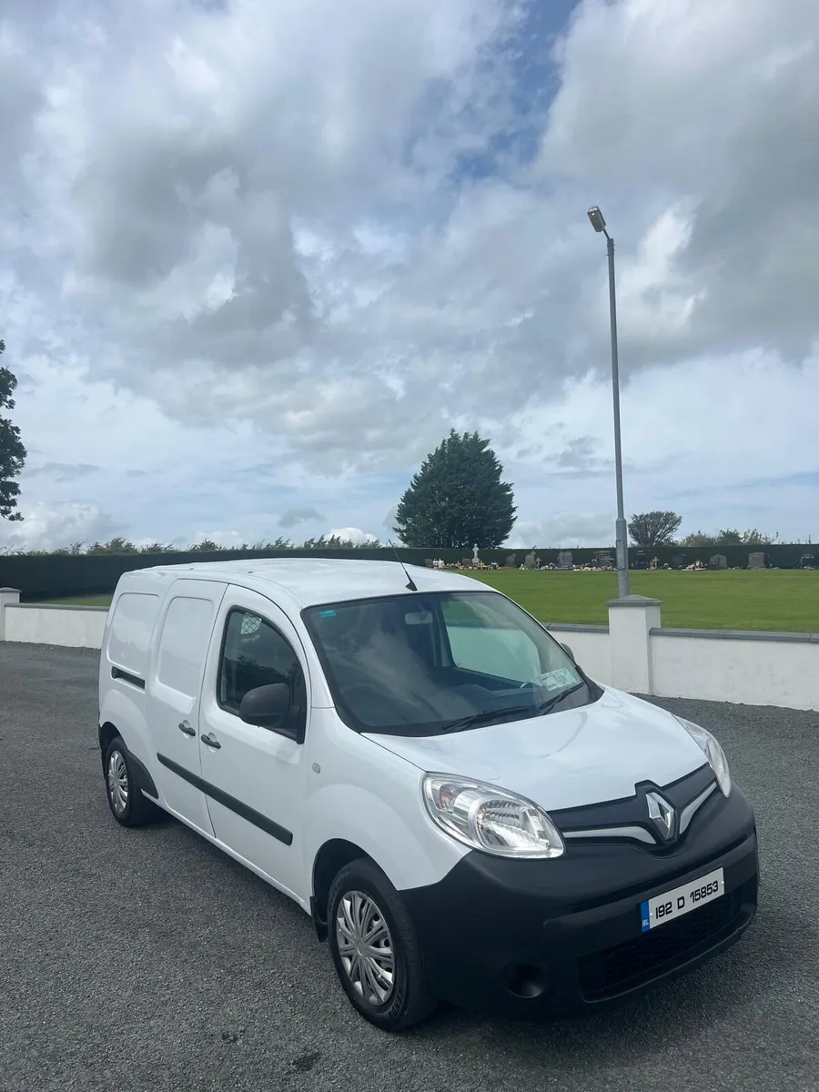 2019 renault kangoo maxi (doe 5/26) - Image 1