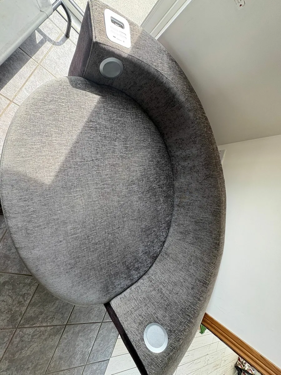 2 seater couch - Image 2