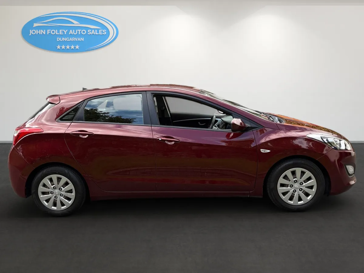 152 -Hyundai I-30-CRDI -5 door - Image 4