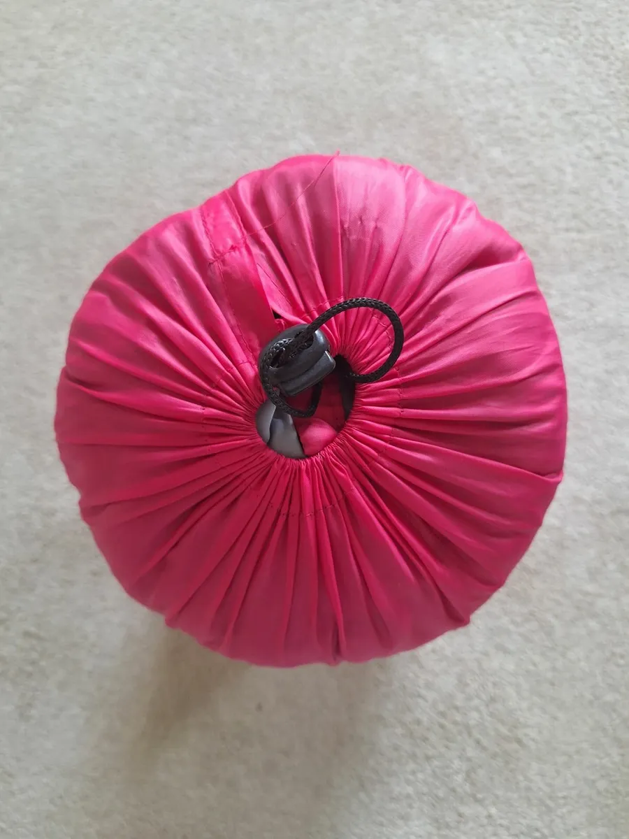 Kids sleeping bag - Image 1