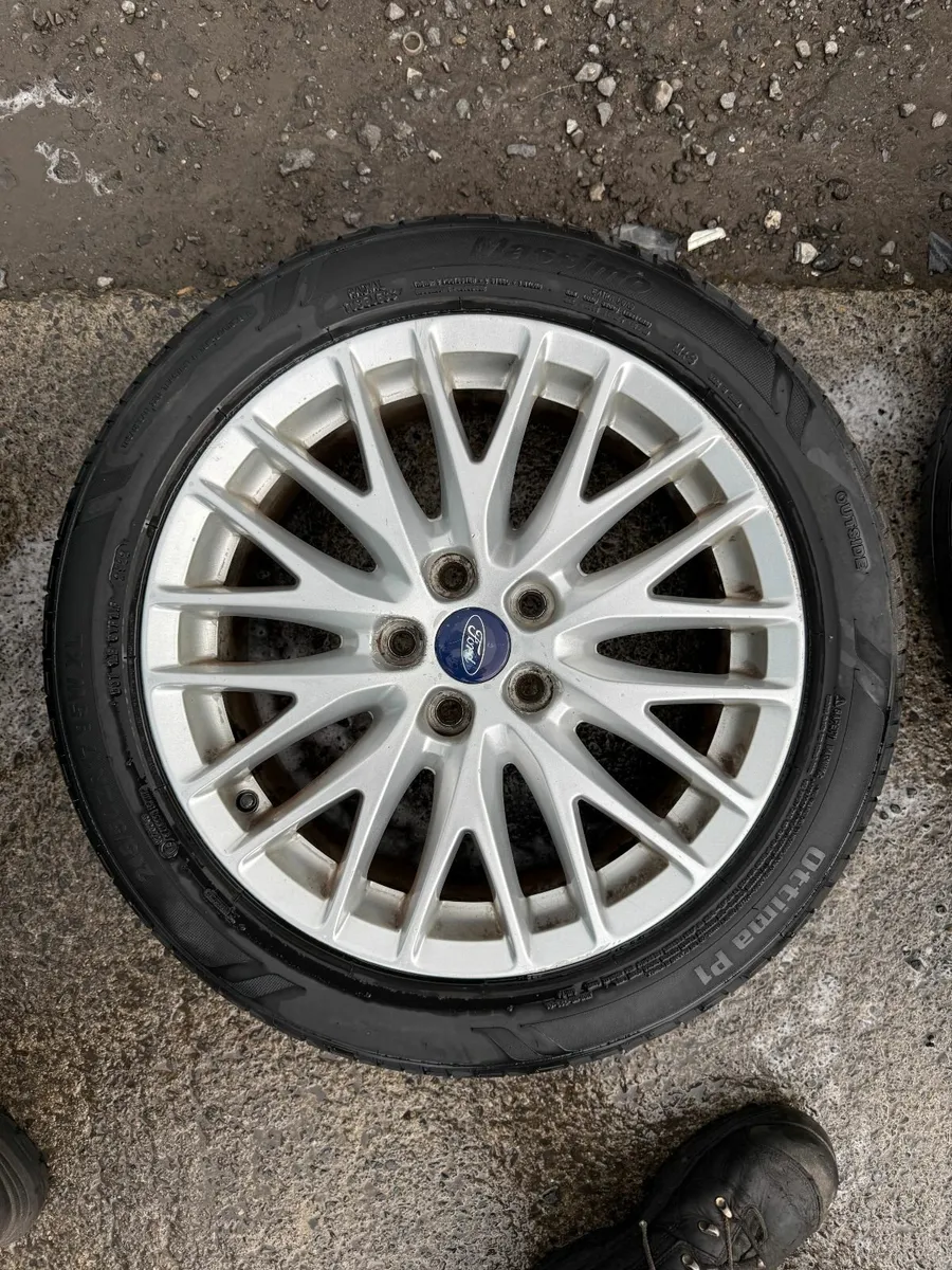 FORD FOCUS 17" ALLOY WHEELS - Image 1