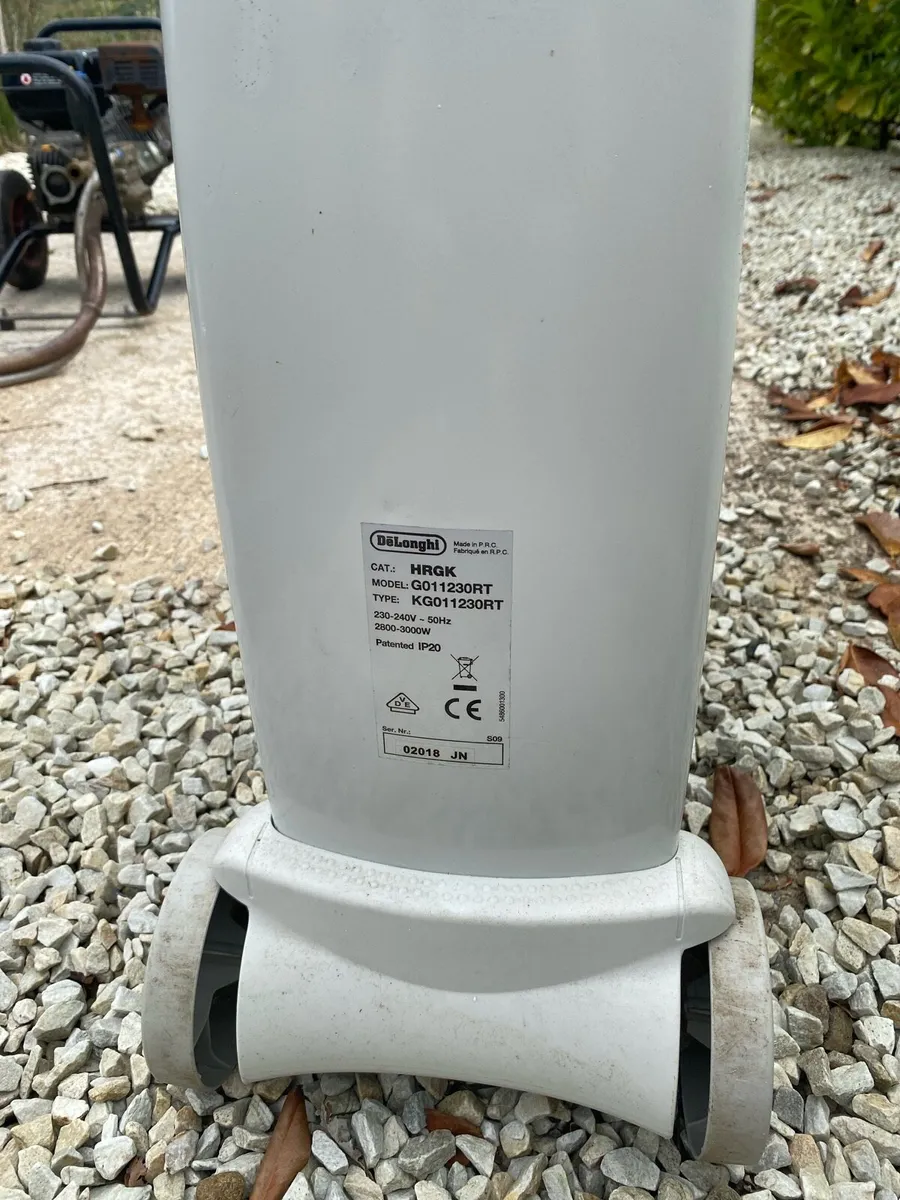Oil filled radiator - Image 3