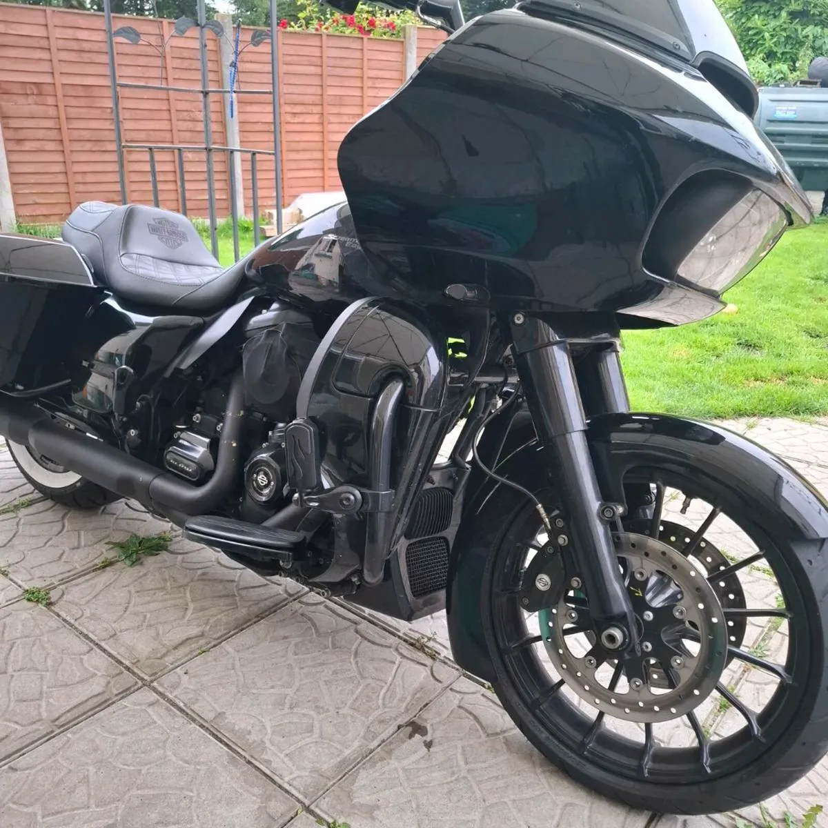 Harley davidson road glide - Image 1