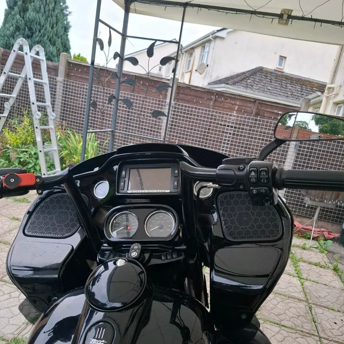 Harley davidson road glide - Image 3