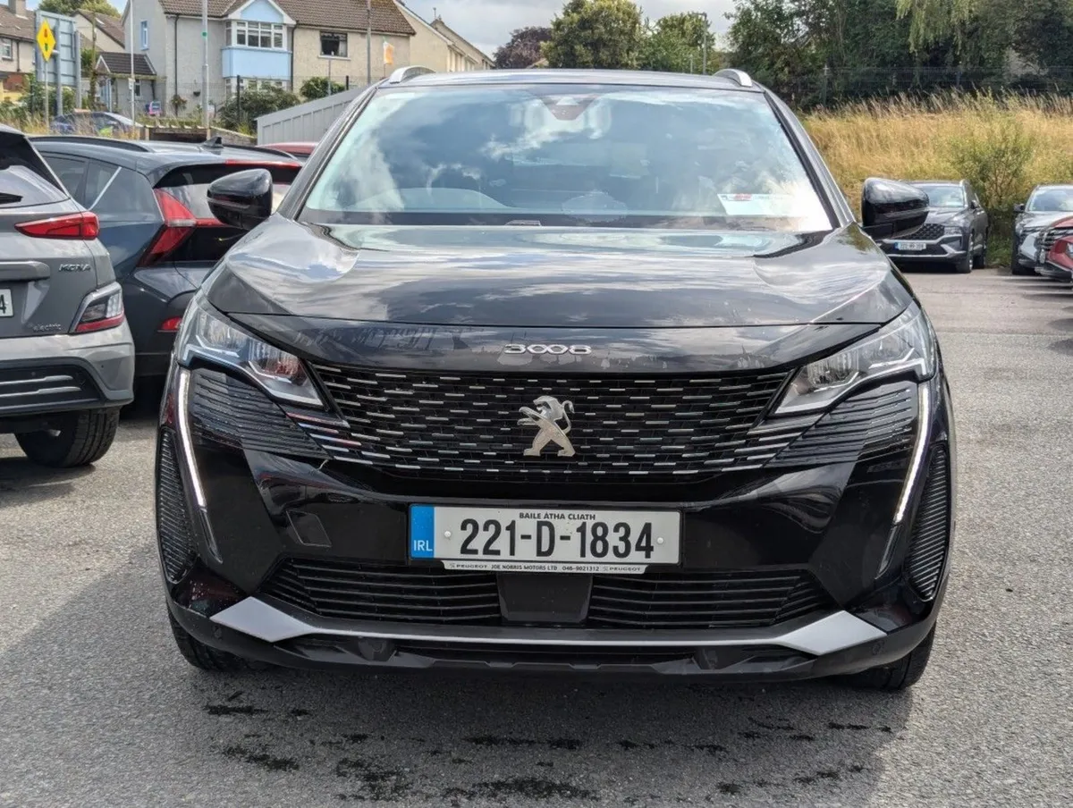 Peugeot 3008 1.5 Bluehdi 130bhp Allure Auto  just - Image 2