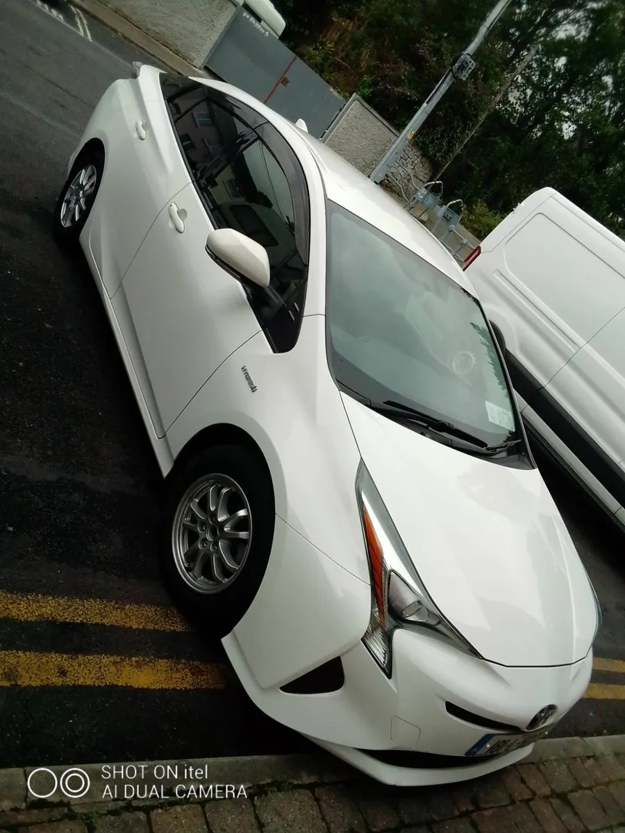 Toyota Prius 2018  "Quick Sale" - Image 2