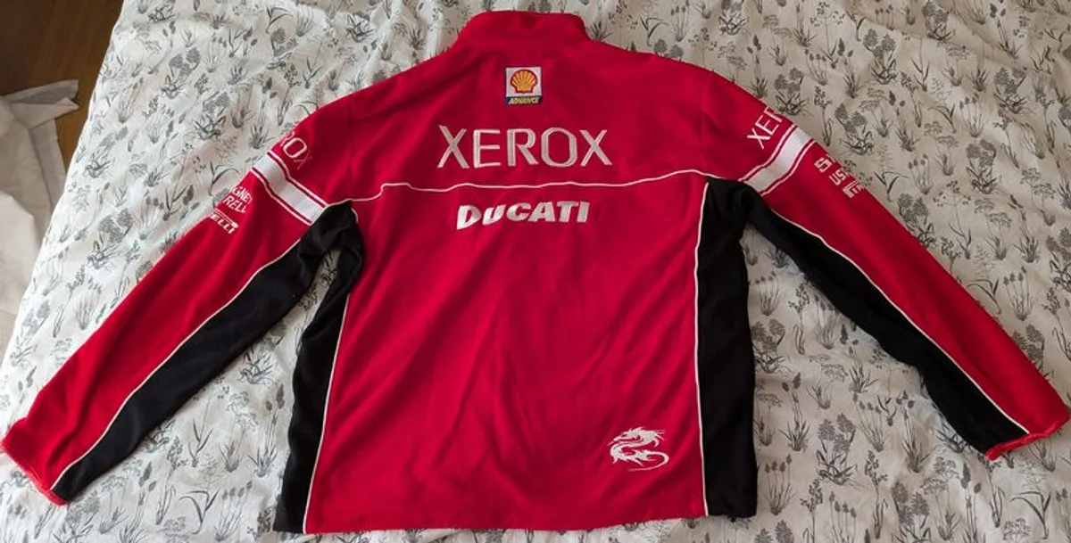 Ducati World Superbike Pit Crew Fleece - Image 2