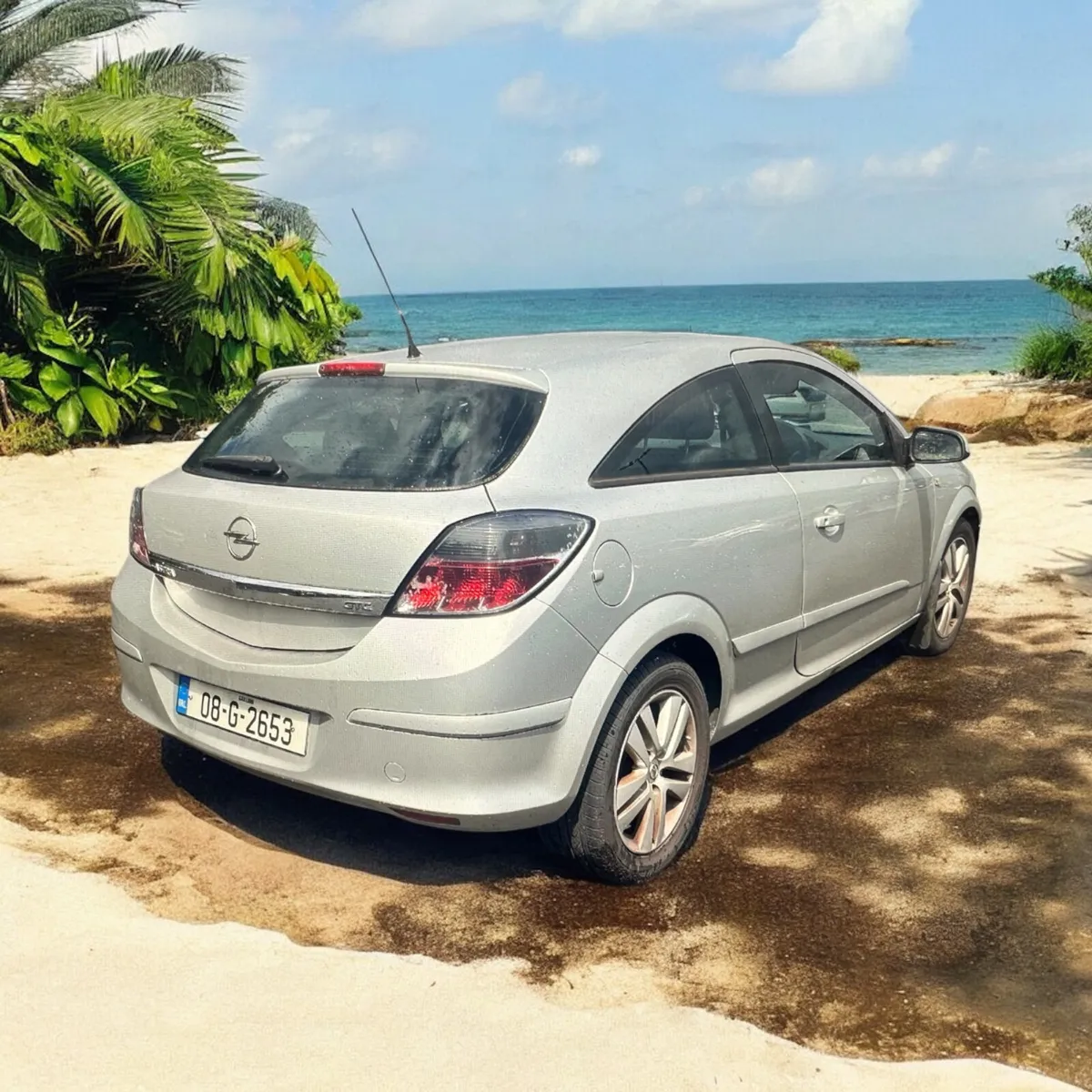 Opel Astra 1.4 16V SXI Petrol 3 Door - Image 2