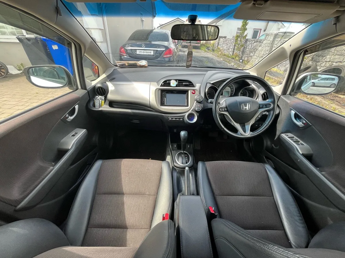 2013 HONDA FIT (auto) TAXED & TESTED - Image 3