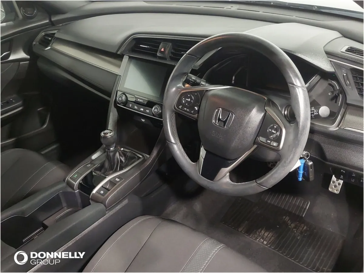 Honda Civic Hatchback SR - Image 4